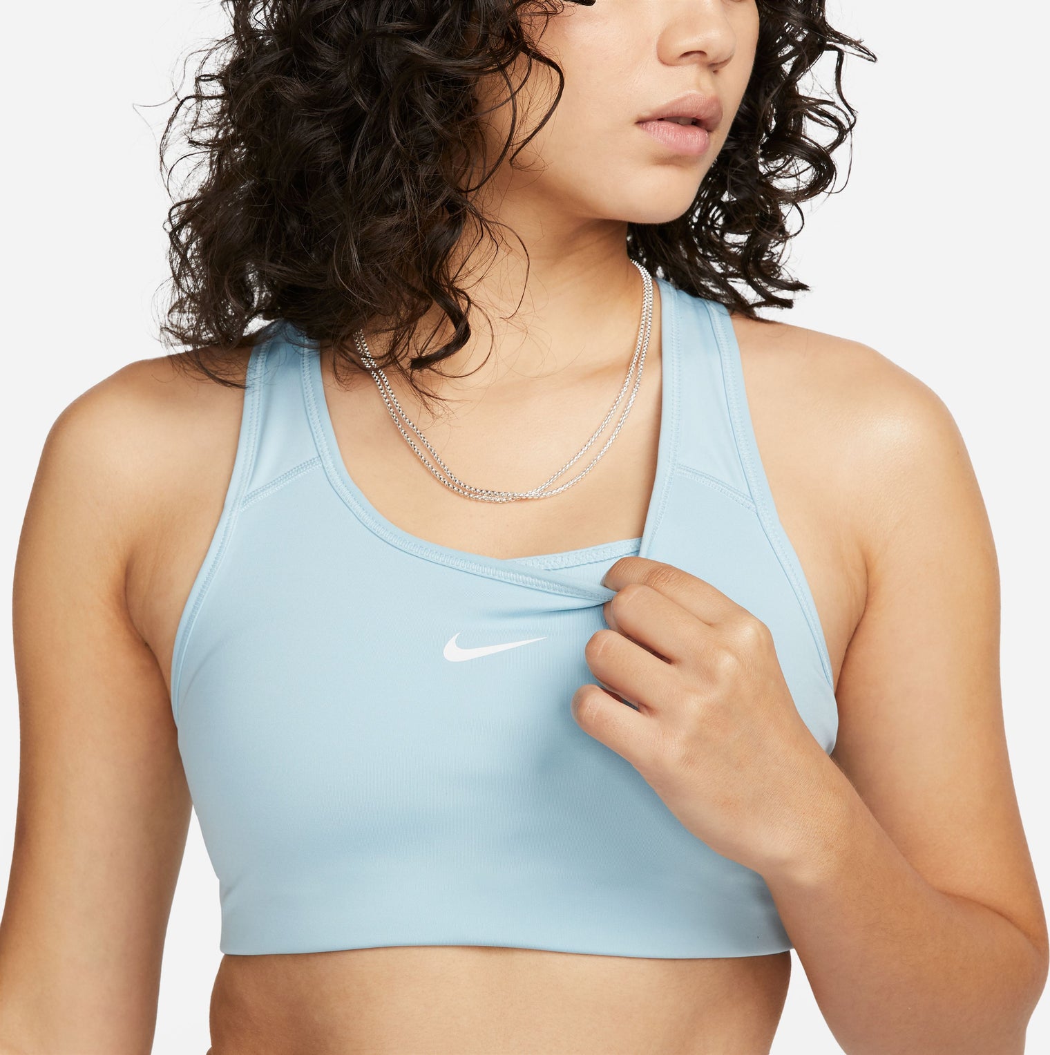 NIKE DRI-FIT SWOOSH SPORTS TOP SOPORTE MEDIO
