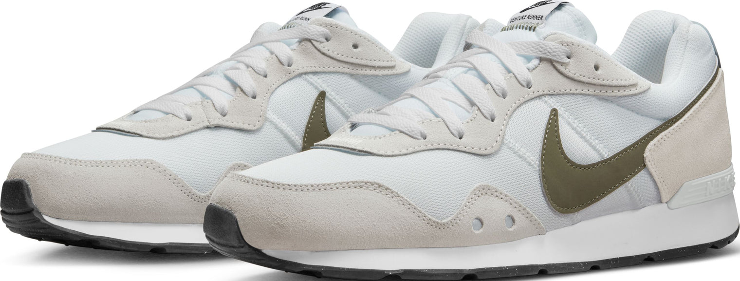 NIKE VENTURE RUNNER ZAPATOS PARA HOMBRE