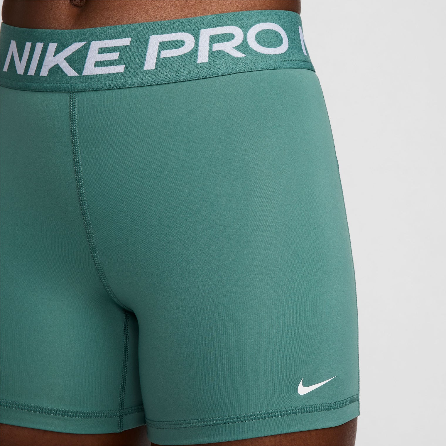 Pantalón corto Nike PRO 365
