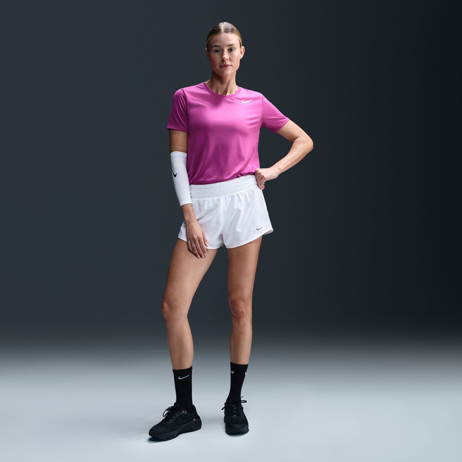 Camiseta Nike Dri-FIT RLGD SS TEE Mujer