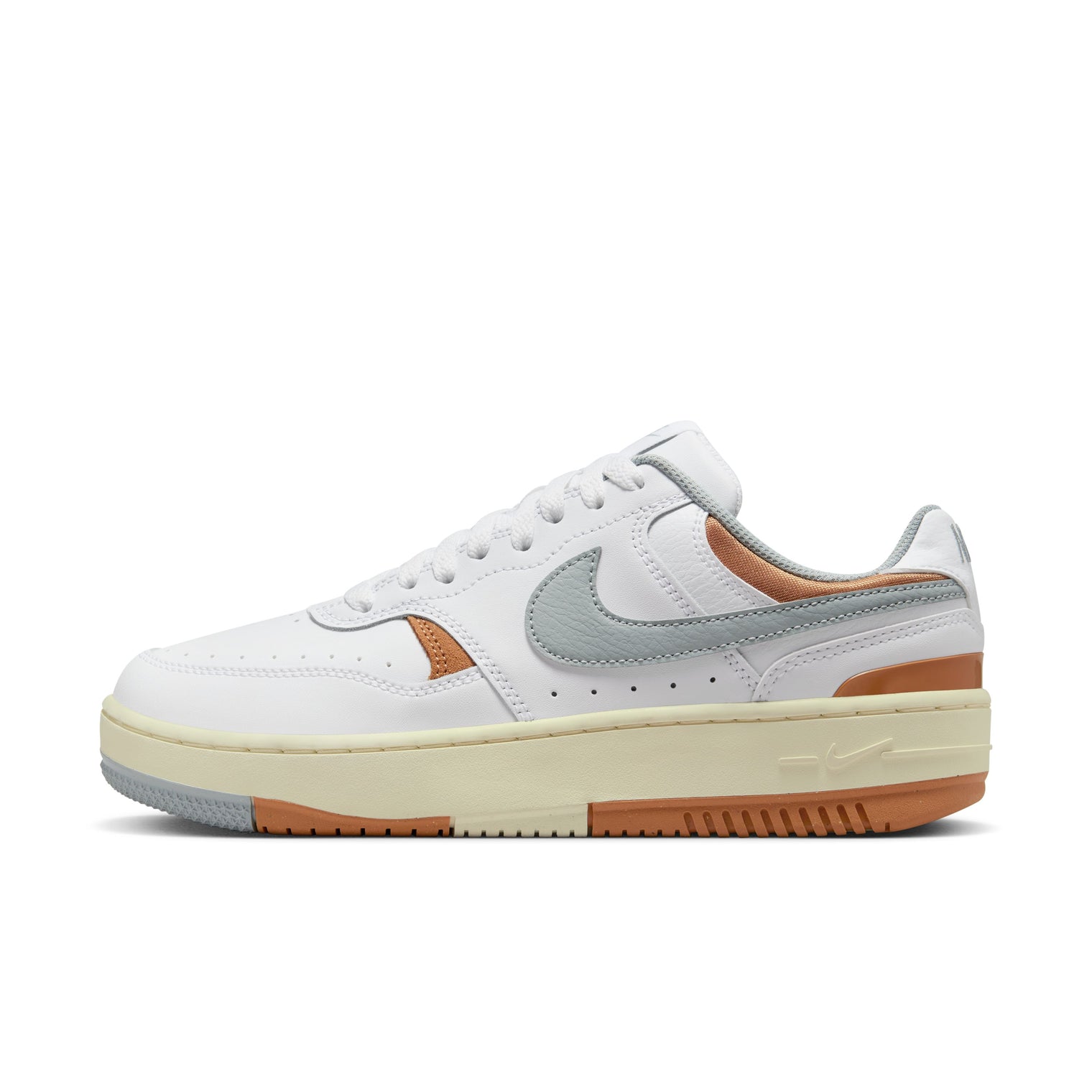 Nike Gamma Force Women