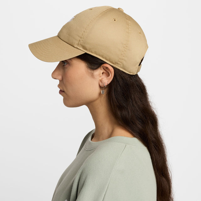 NIKE CLUB FUTURA ADJUSTABLE GORRA