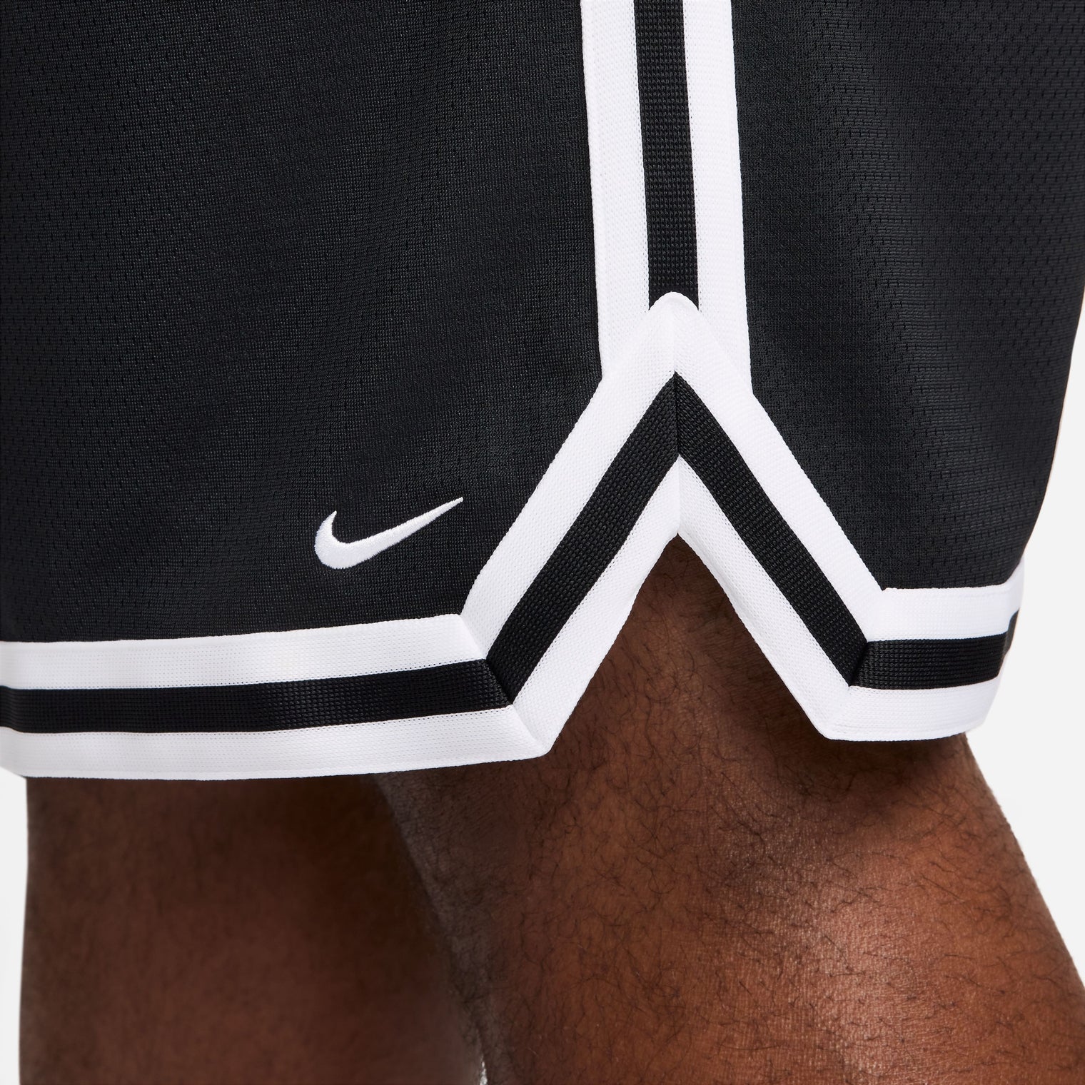 Nike DNA Dri-FIT 8" Basketball Shorts - Solesense