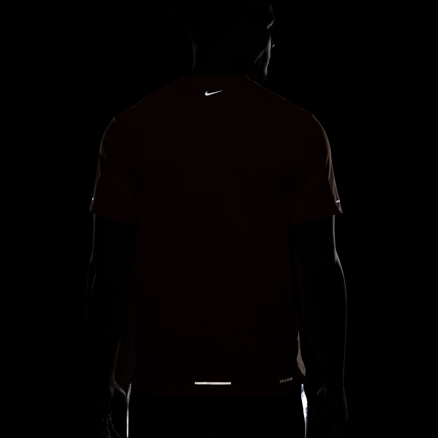 NIKE RISE 365 RUNNING DIVISION CAMISETA PARA HOMBRE