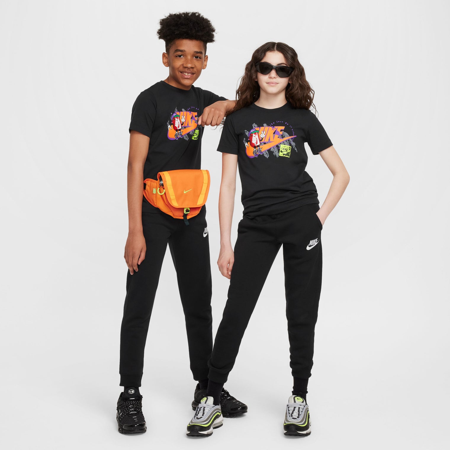 CAMISETA NIKE KIDS BOXY FUTURA