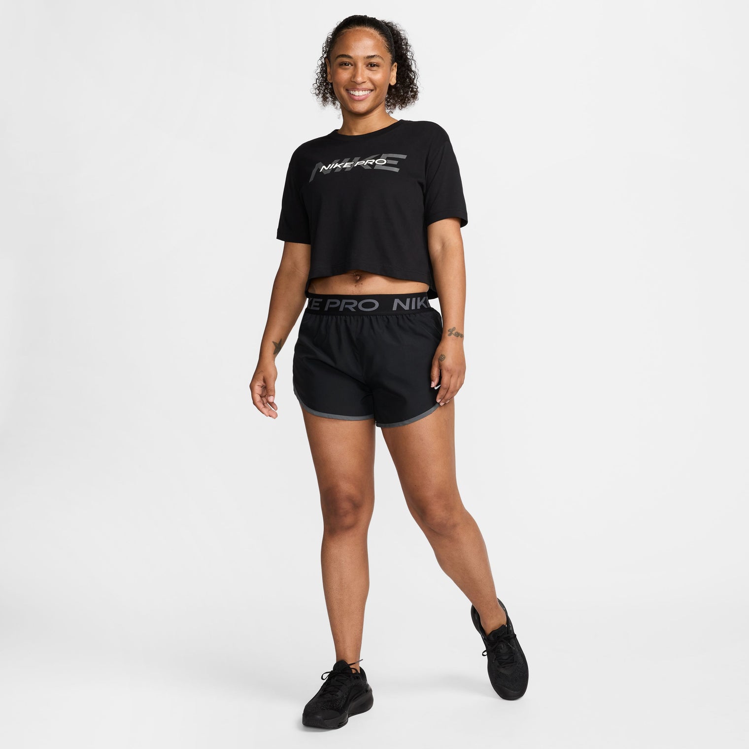 Camiseta Nike Dri-FIT Pro Crop para mujer