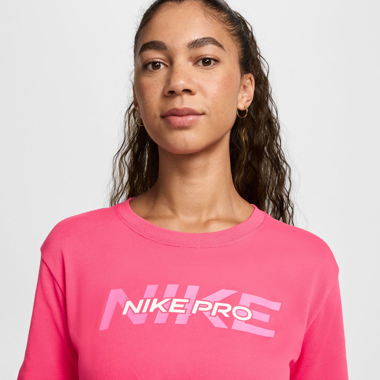 WOMEN SHORT SLEEVE T-SHIRT-W NK PRO SS CRP TEE FA24