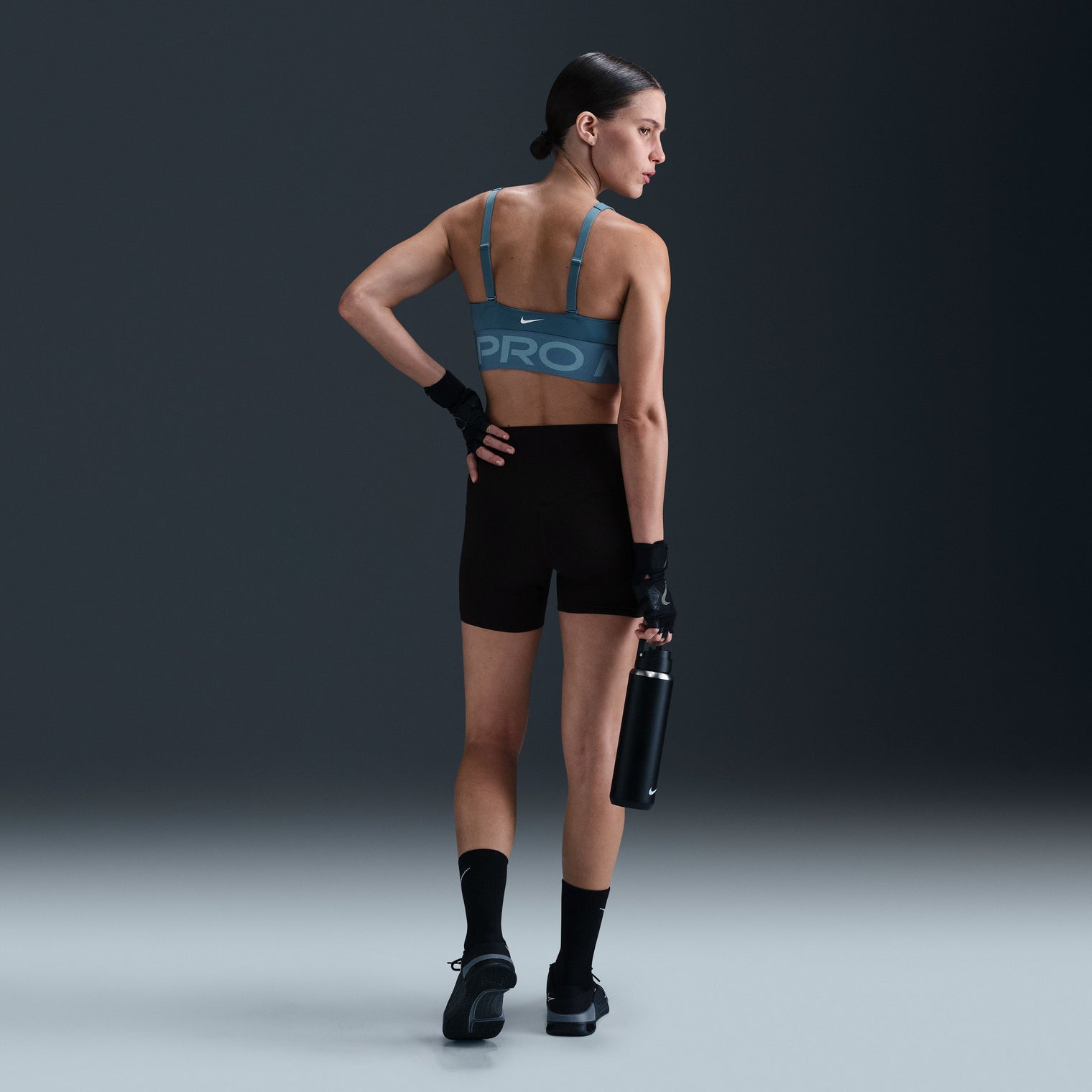 NIKE PRO INDY PLUNGE WOMEN BRA BOLD