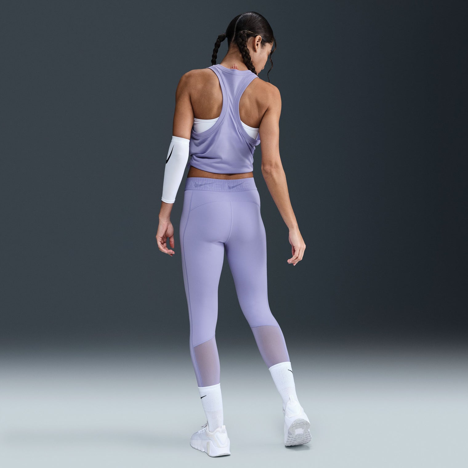 Nike Pro Leggings con gráfico de tiro medio de 7/8 para mujer