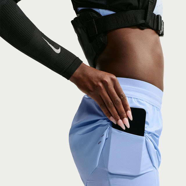 Nike Swift Shorts de correr Dri-FIT de tiro medio 2 en 1 para mujer