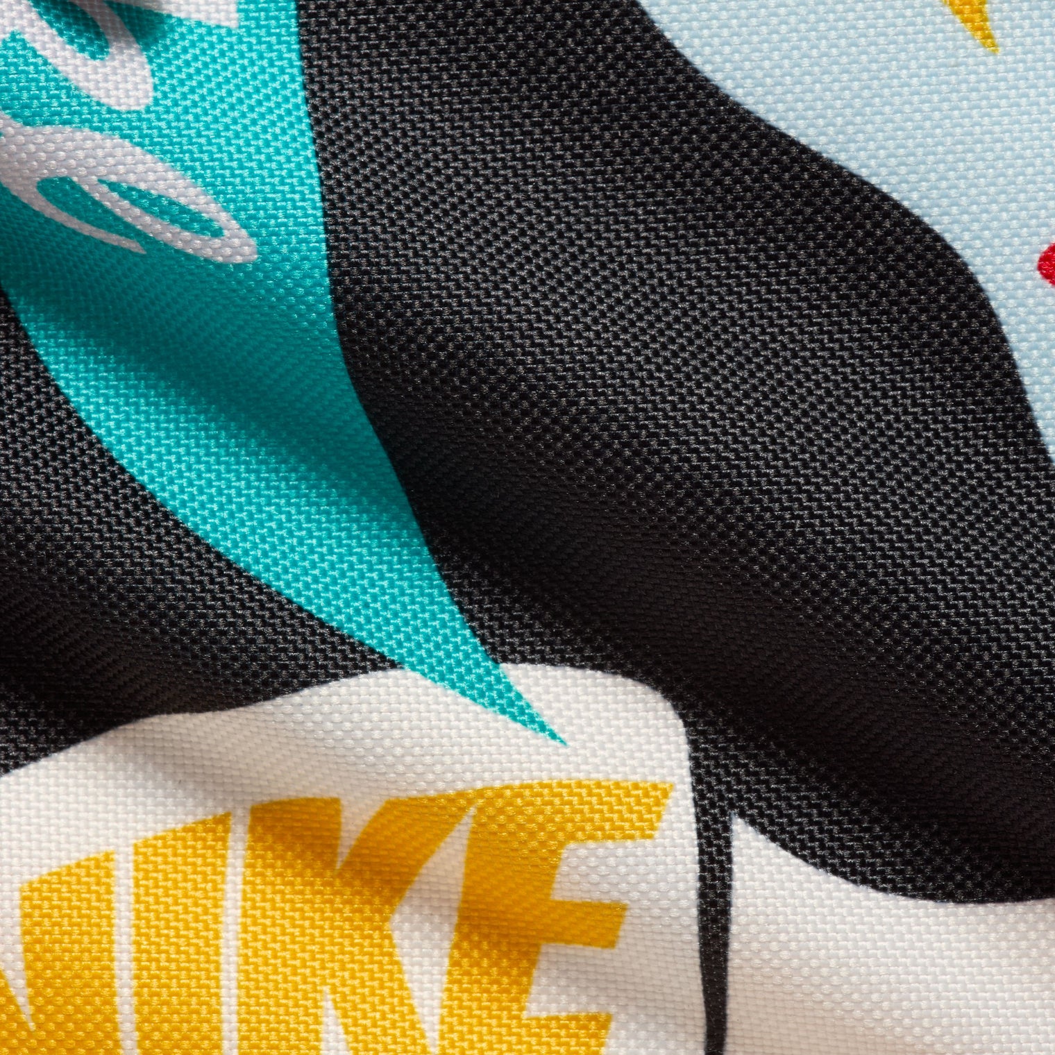 NIKE HERTGE WSTPCK-PENANT TOSS RIÑONERA