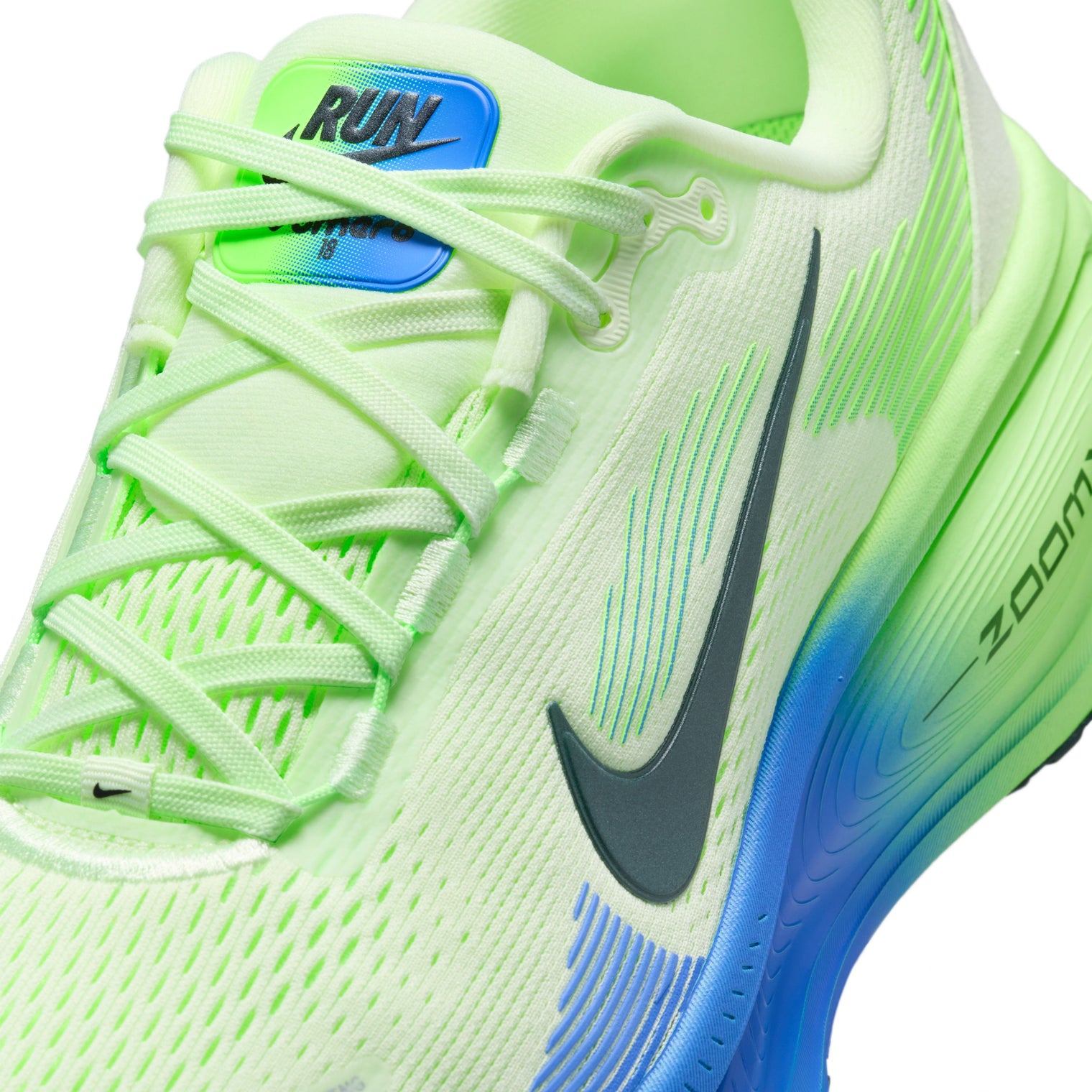 NIKE VOMERO 18