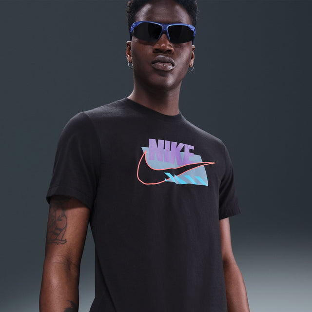 NIKE SPORTWEAR TEE SP BRD MK HBR FS