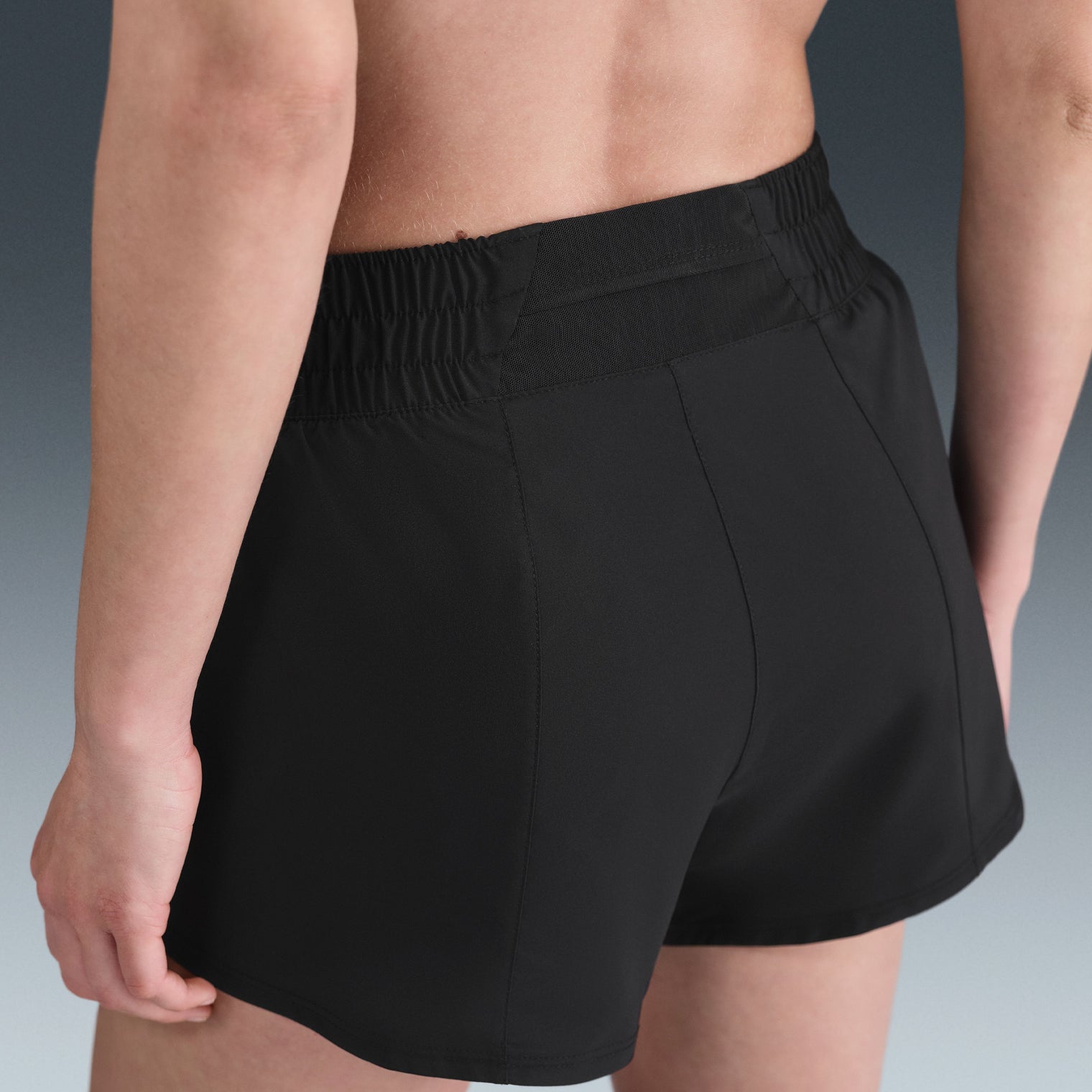 Nike One Swoosh RUNNING WOMEN UPPER THIGH LENGTH