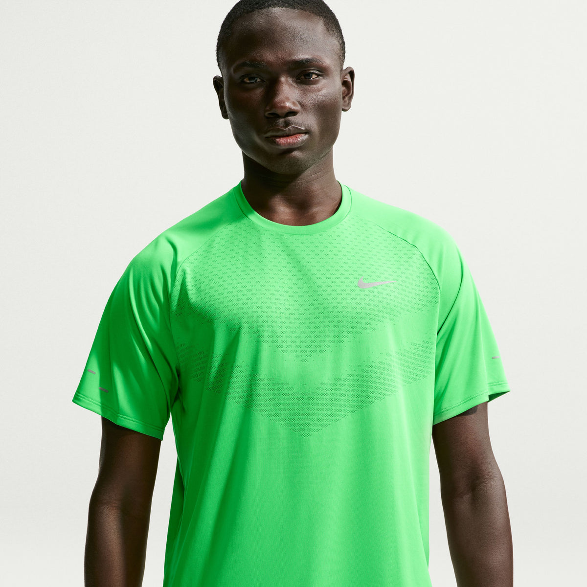 Nike Stride Camiseta de correr de manga corta Dri-FIT ADV para hombre