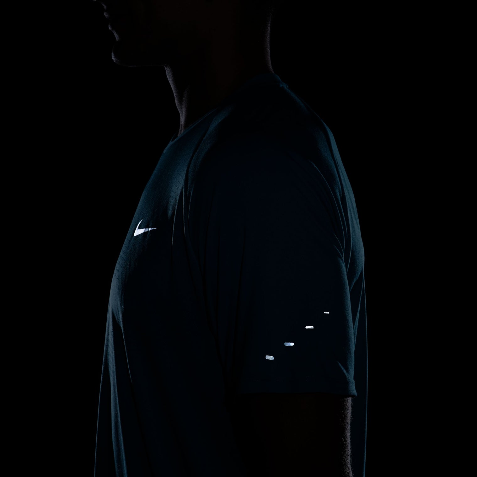 NIKE DRI-FIT ADV STRIDE SHORT SLEEVE TOP