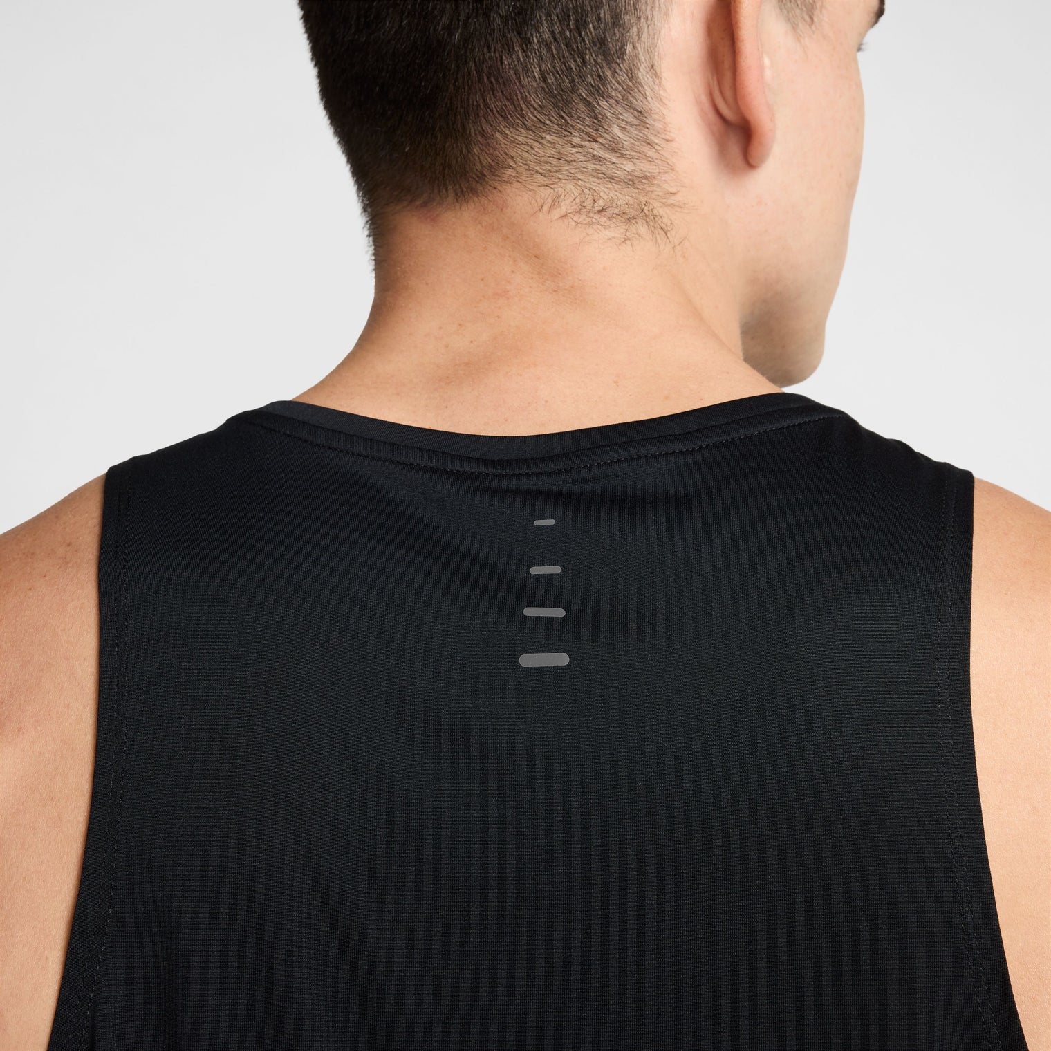NIKE STRIDE TANK CAMISETA