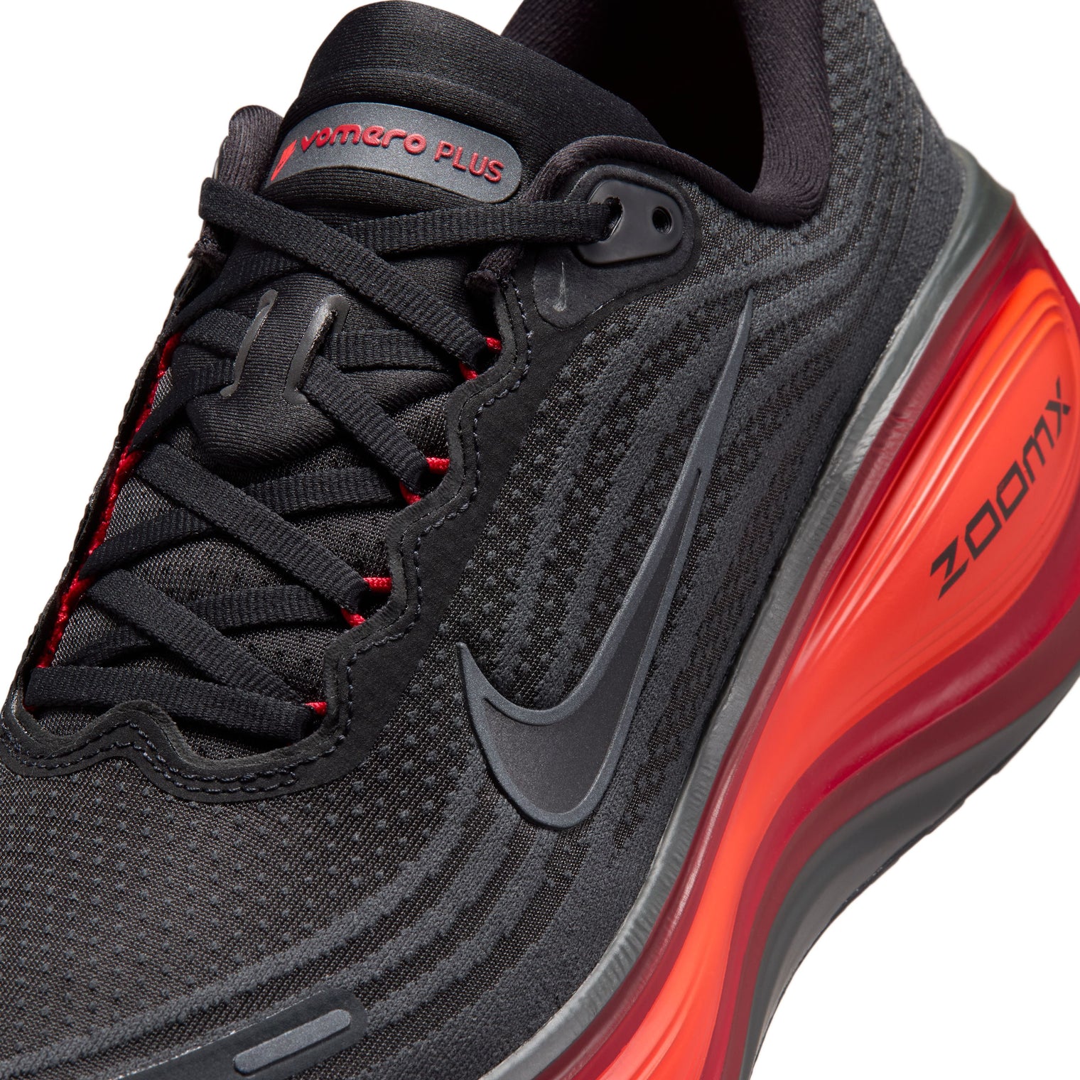 NIKE VOMERO PLUS