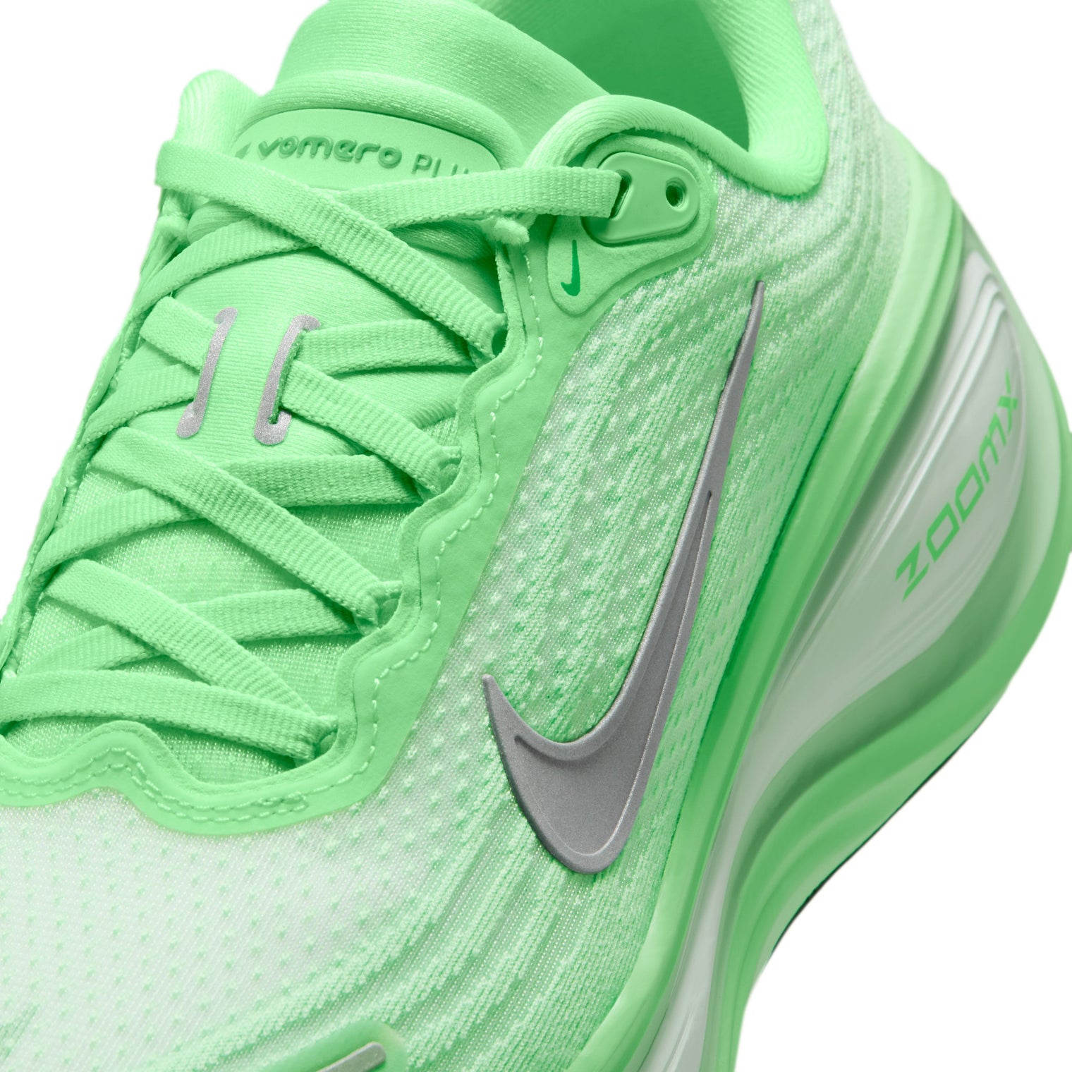 Nike Vomero Plus Tenis de correr en pavimento para mujer
