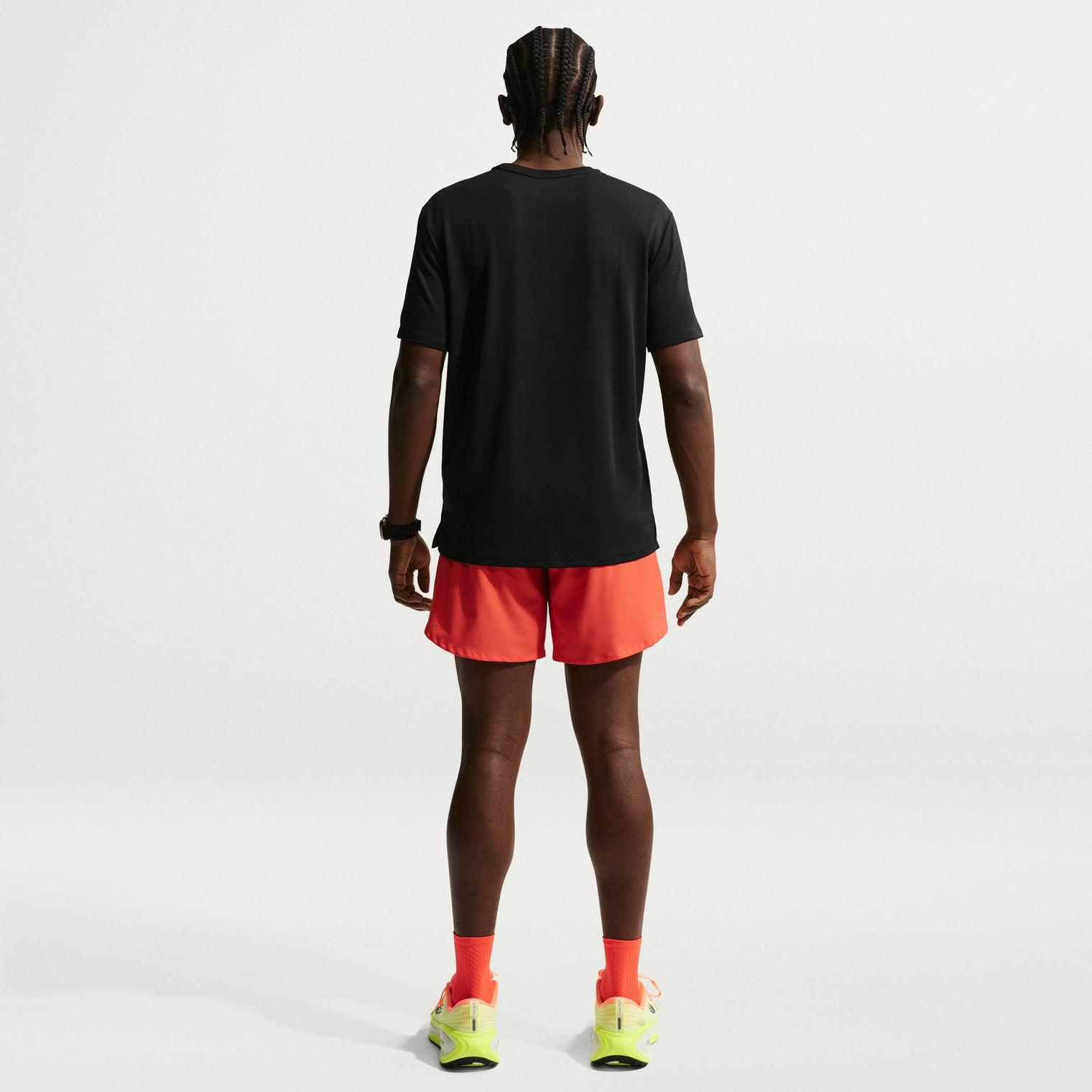 MEN NIKE DRI-FIT MILER SHORT-SLEEVE