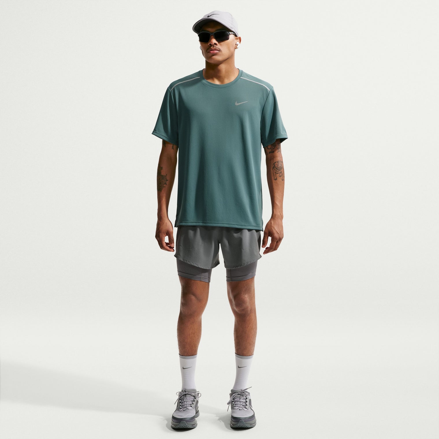 MEN NIKE DRI-FIT MILER SHORT-SLEEVE