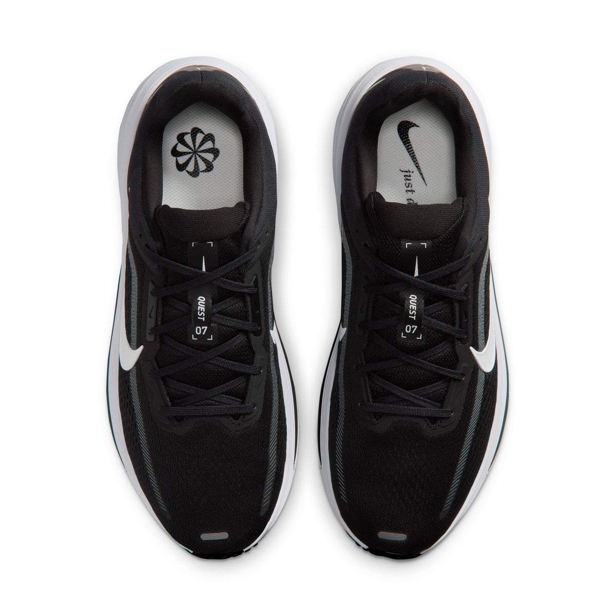 NIKE QUEST 7