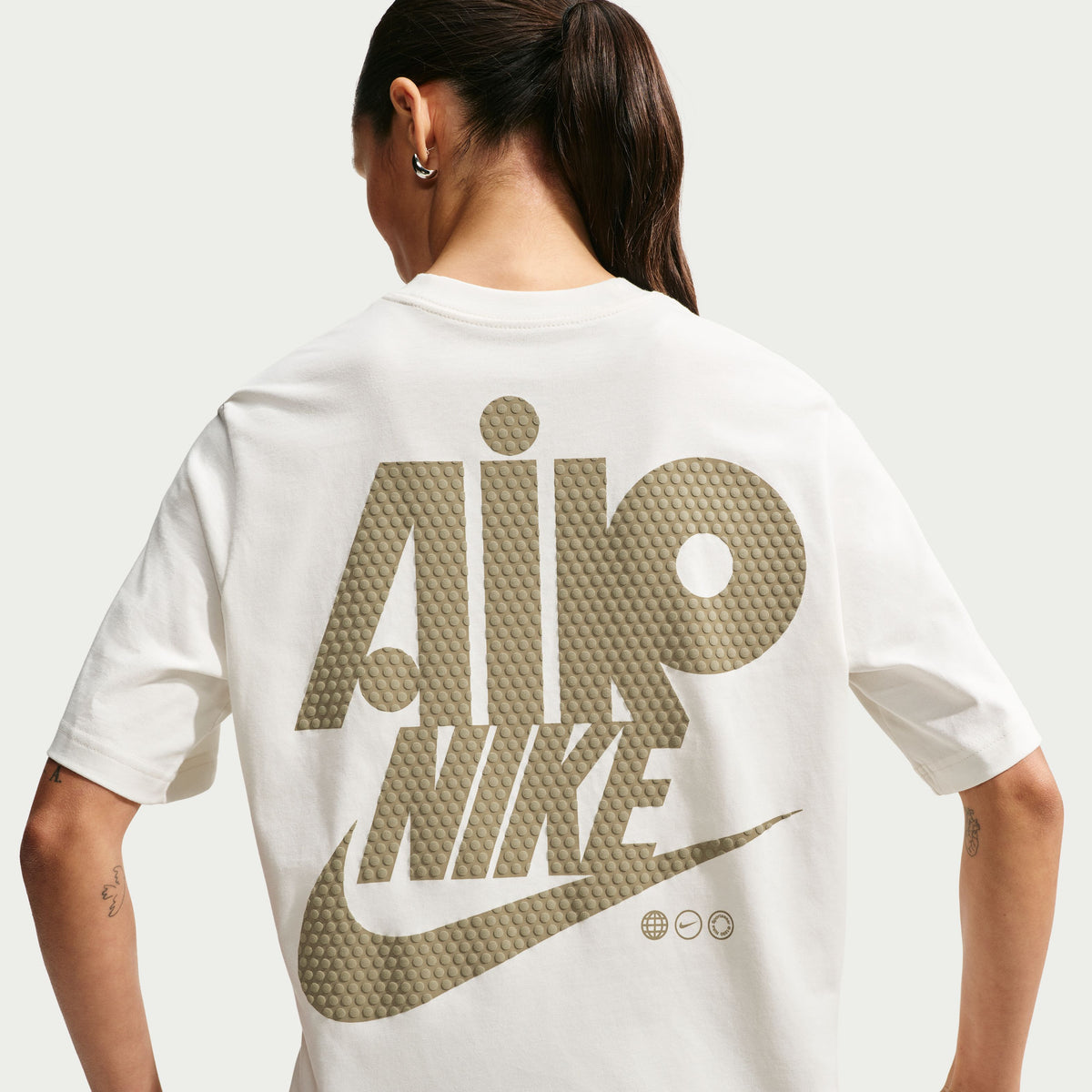 CAMISETA SPORTSWEAR HOLGADA CLASSIC PARA MUJER