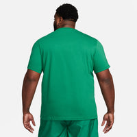 NIKE SPORTWEAR CLUB CAMISETA PARA HOMBRE