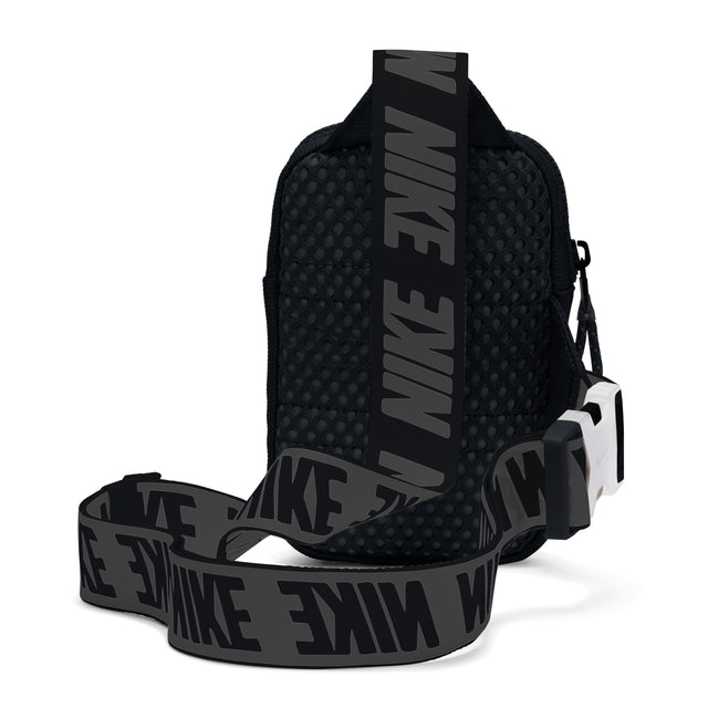Nike Sportswear Essentials Cangurera (pequeña, 1 L) manos libres