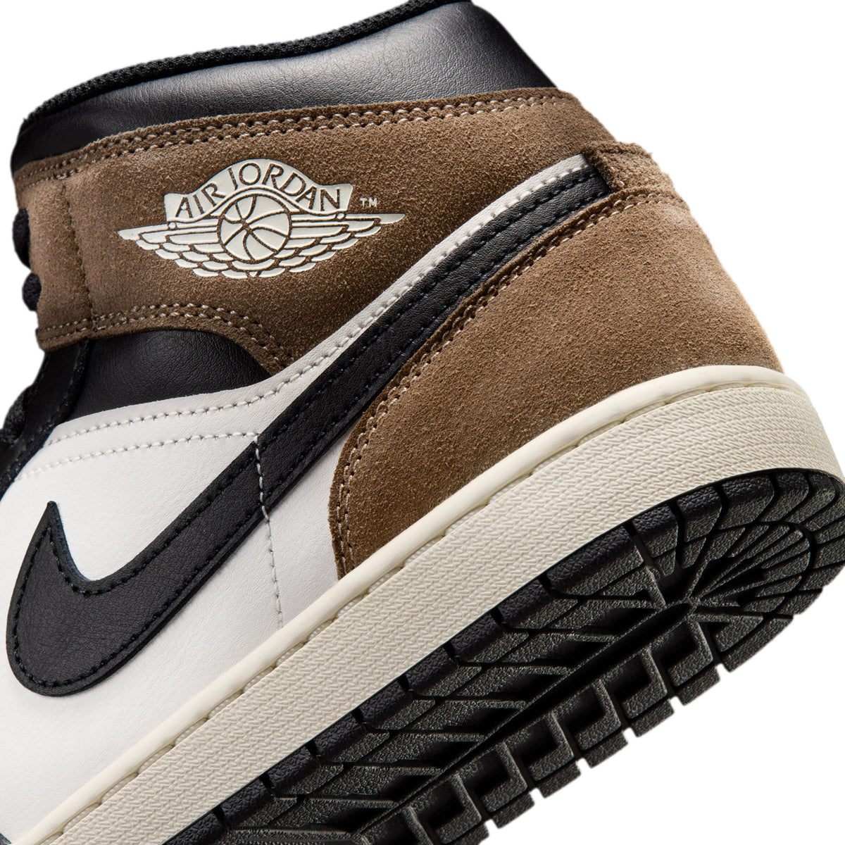 Tenis para hombre AIR JORDAN 1 MID