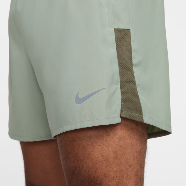 Pantalón Corto Nike Dri-Fit Challenger 5" De Hombre