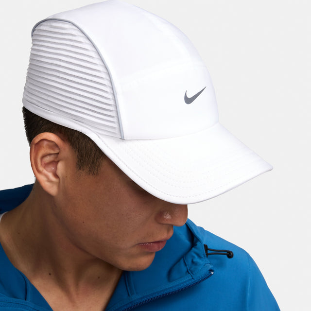 Gorra Nike Dri-FIT ADV Fly AeroBill AeroAdapt sin estructura