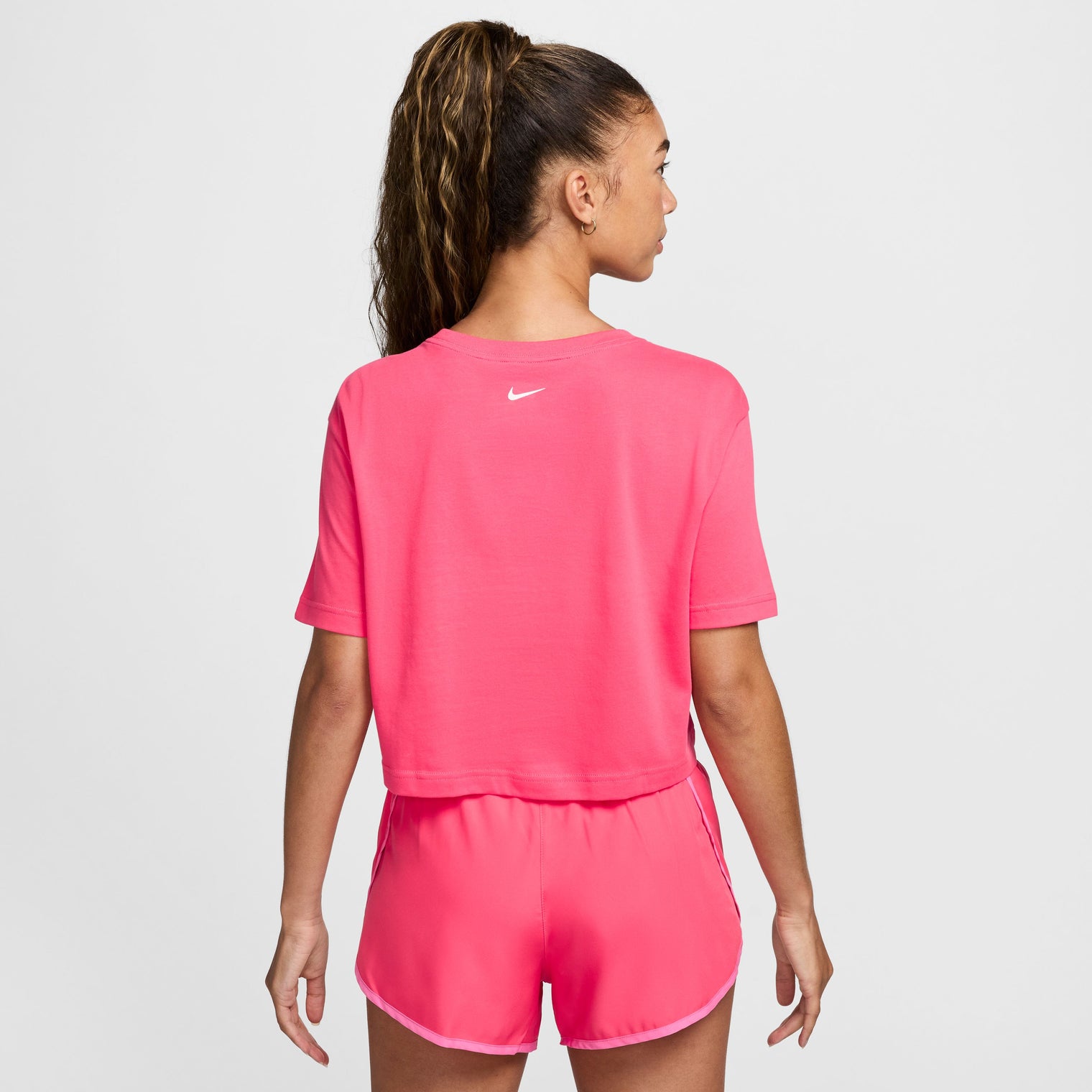 WOMEN SHORT SLEEVE T-SHIRT-W NK PRO SS CRP TEE FA24