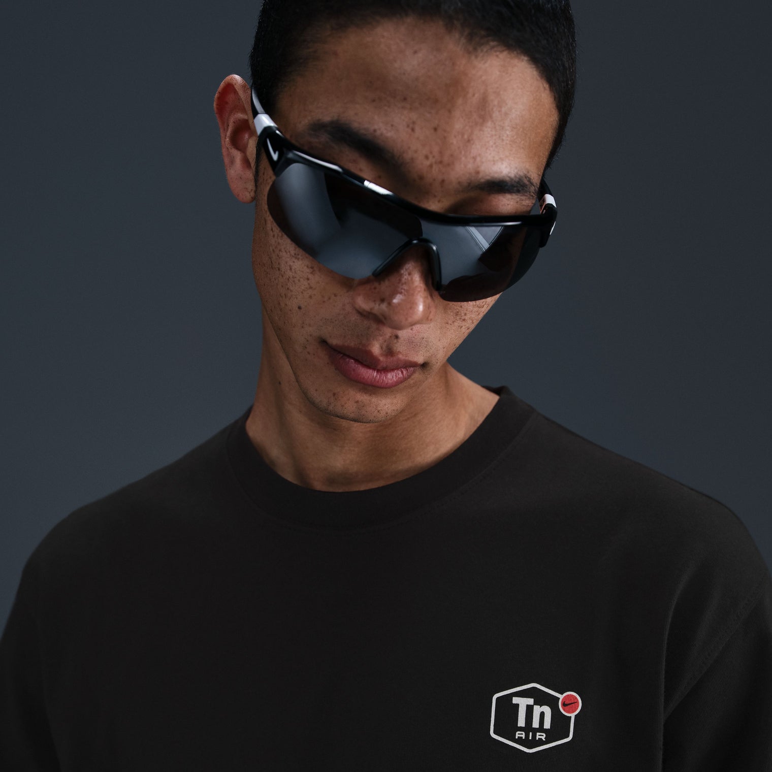 NIKE SPORTWEAR TEE M90 OC FESTIVAL HBR