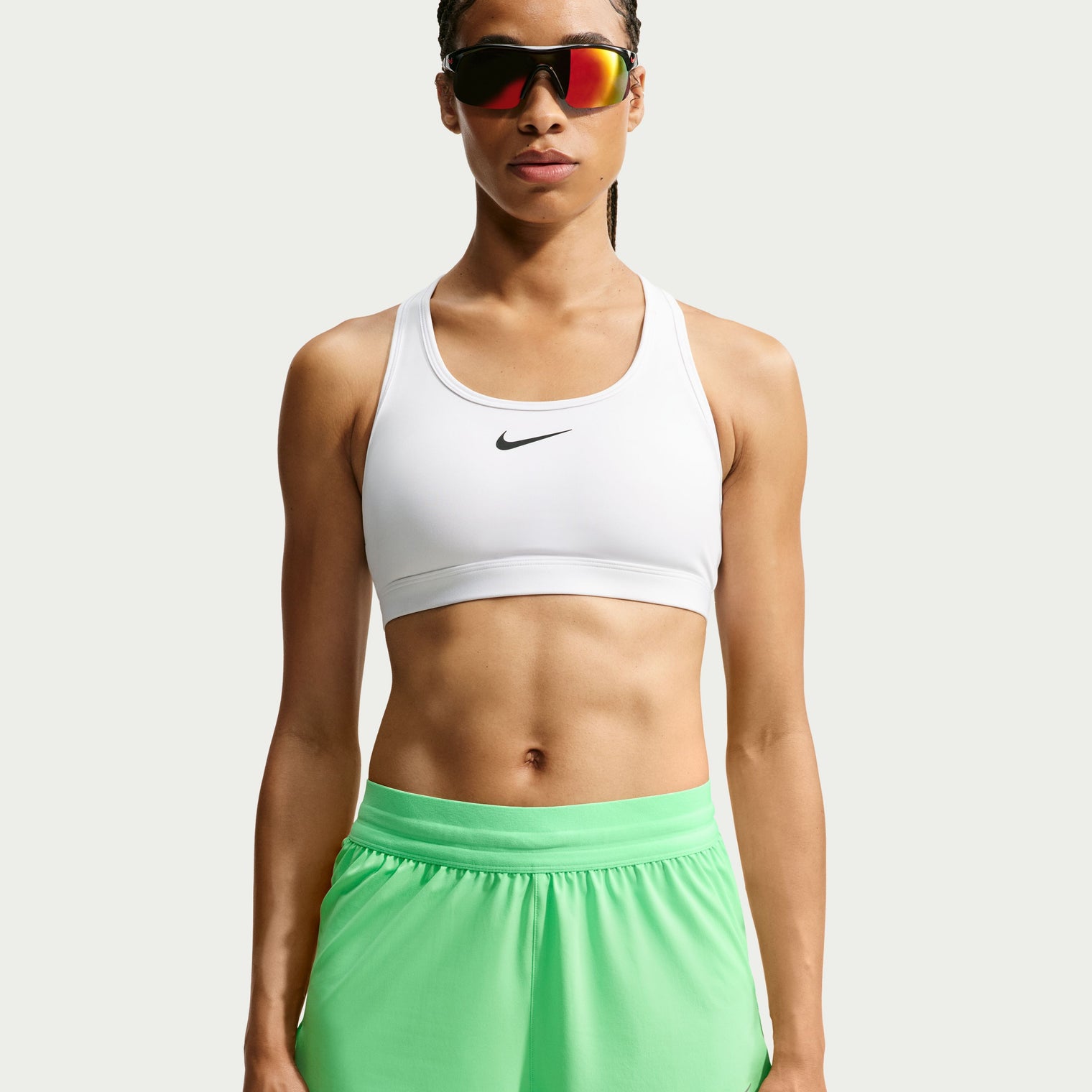 Nike Swift Shorts de correr Dri-FIT de tiro medio 2 en 1 para mujer