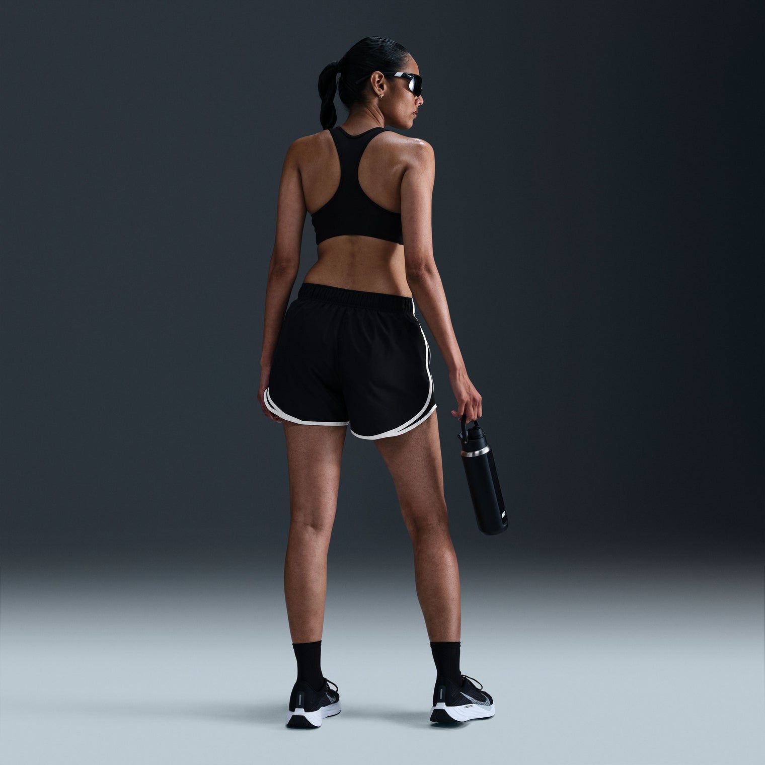 Nike Tempo Pantalones cortos de running Dri-FIT de talle medio con forro interior para mujer