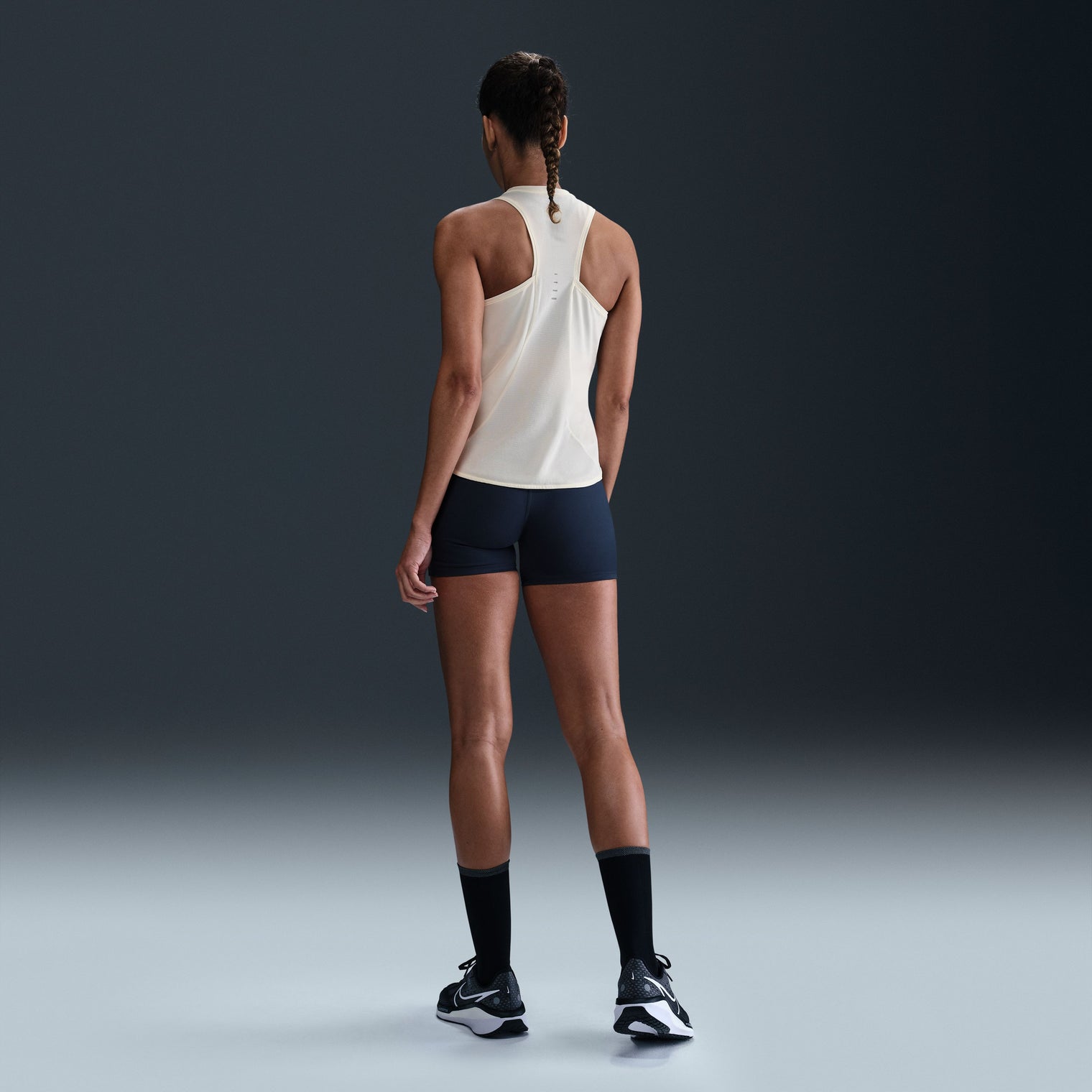 Camiseta de tirantes de correr Dri-FIT para mujer Nike Swift