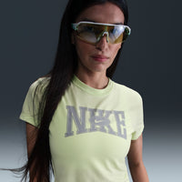 Nike Camiseta corta ajustada para mujer