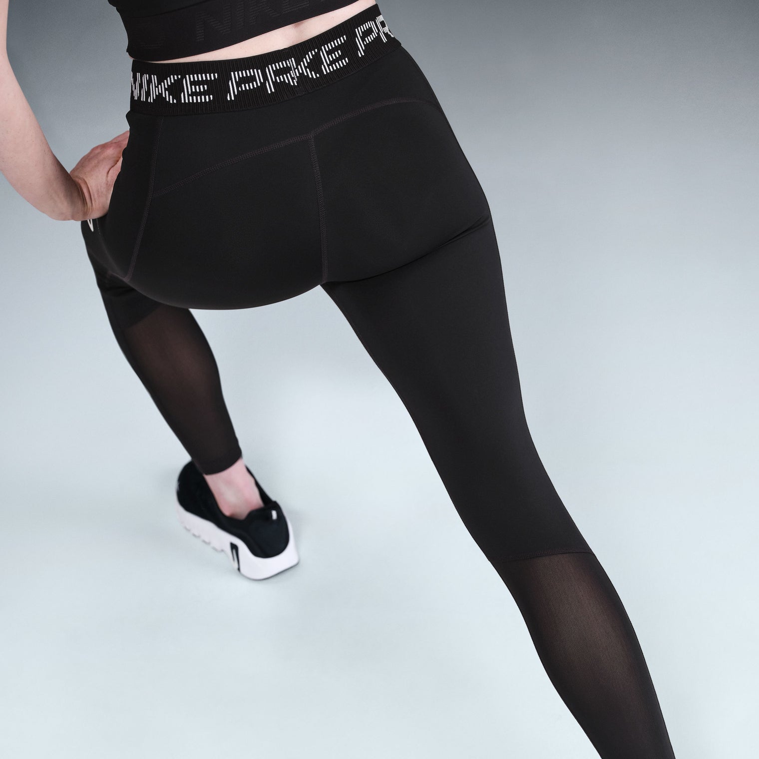 Nike Women's Mid-Rise 7/8 Mesh-Panel Graphic Leggings