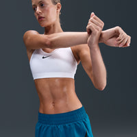 Nike One Swoosh Shorts de correr Dri-FIT de tiro medio holgados de 8 cm con forro de ropa interior para mujer