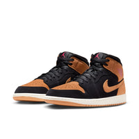 AIR JORDAN 1 MID SE  Zapatos de hombre