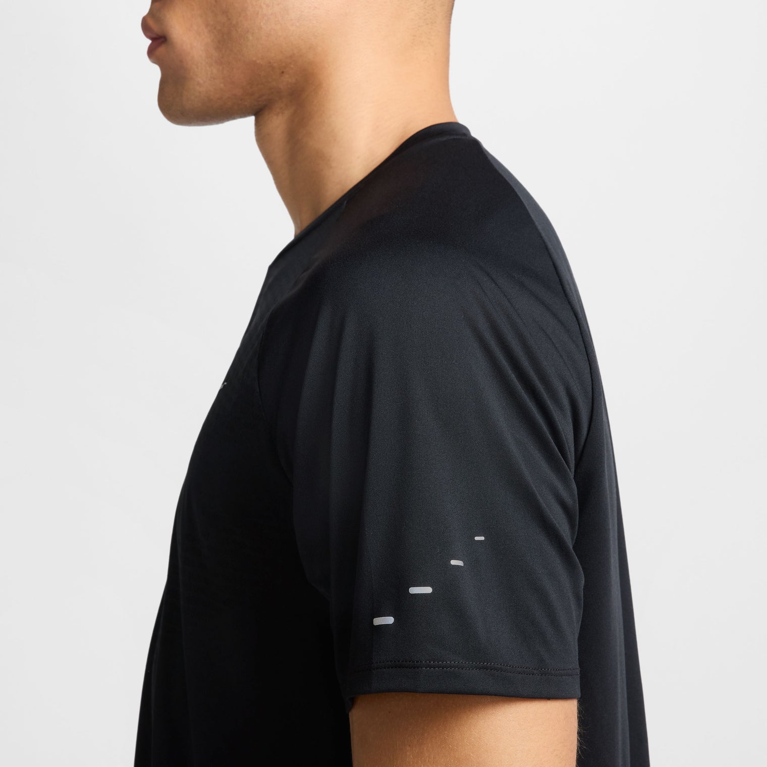 MEN NIKE DRI FIT STRIDE SS TOP