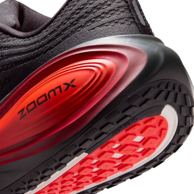 NIKE VOMERO PLUS
