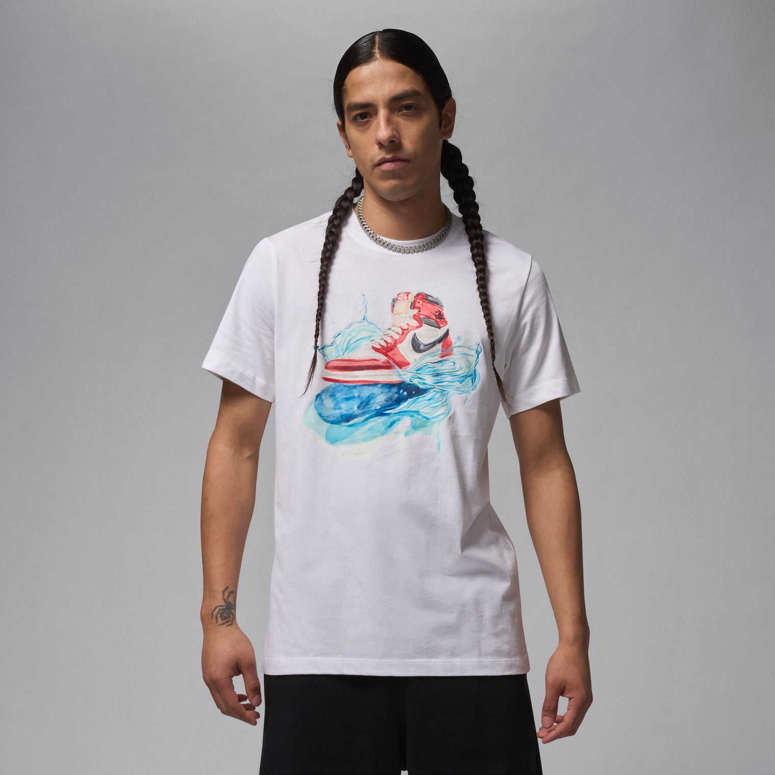 Nike M J Flt Ess Aj1 Ss Crew Camiseta Manga Corta blanco de hombre lifestyle