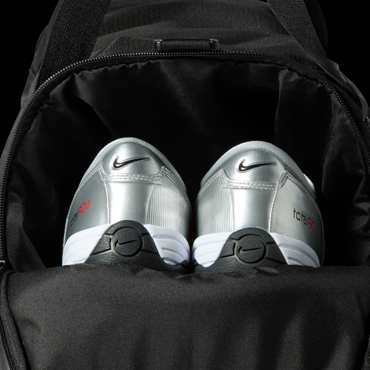 Nike Brasilia Bolsa de deporte para entrenamiento (pequeña, 40 L)