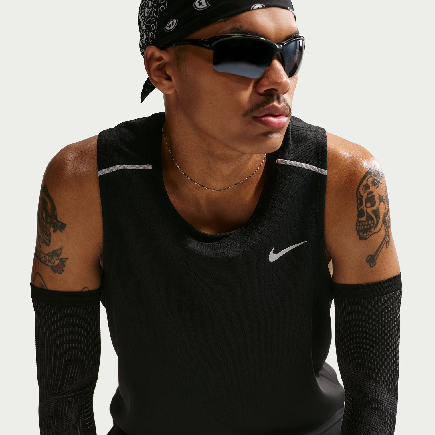 MEN NIKE DRI-FIT MILER TANK TOP