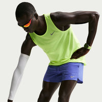 MEN NIKE STRIDE 5IN SHORT