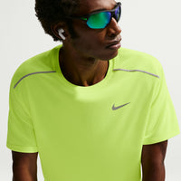 MEN NIKE DRI-FIT MILER SHORT-SLEEVE