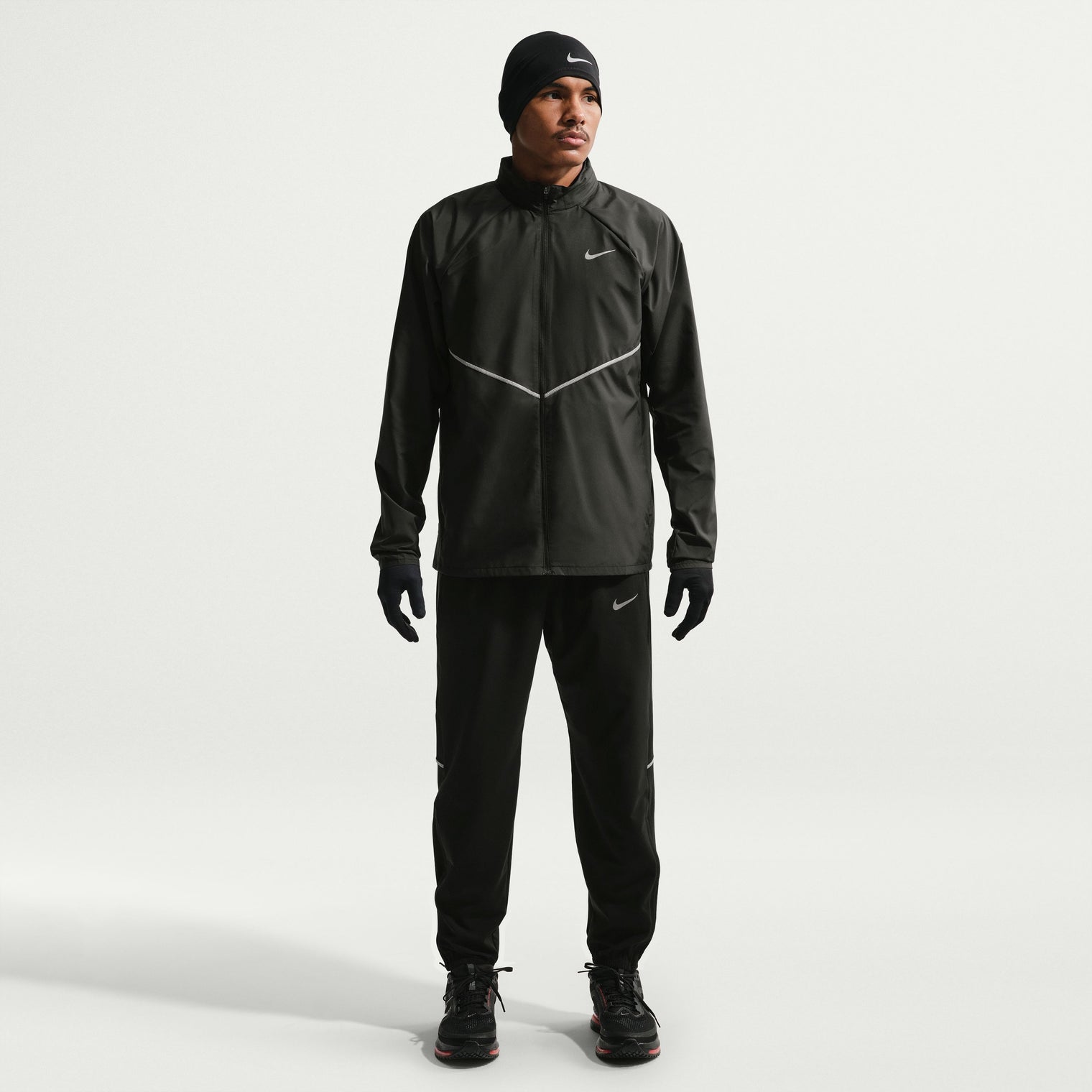 MEN NIKE UV REPEL MILER JACKET