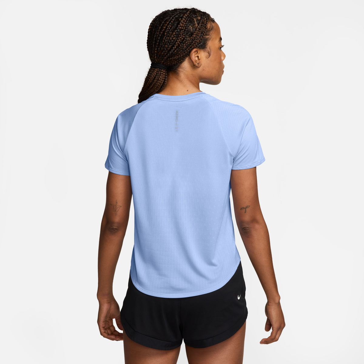 Nike Swift Aero-FIT Camiseta de running de manga corta - Mujer